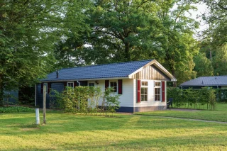 Een recreatiewoning op een vakantiepark